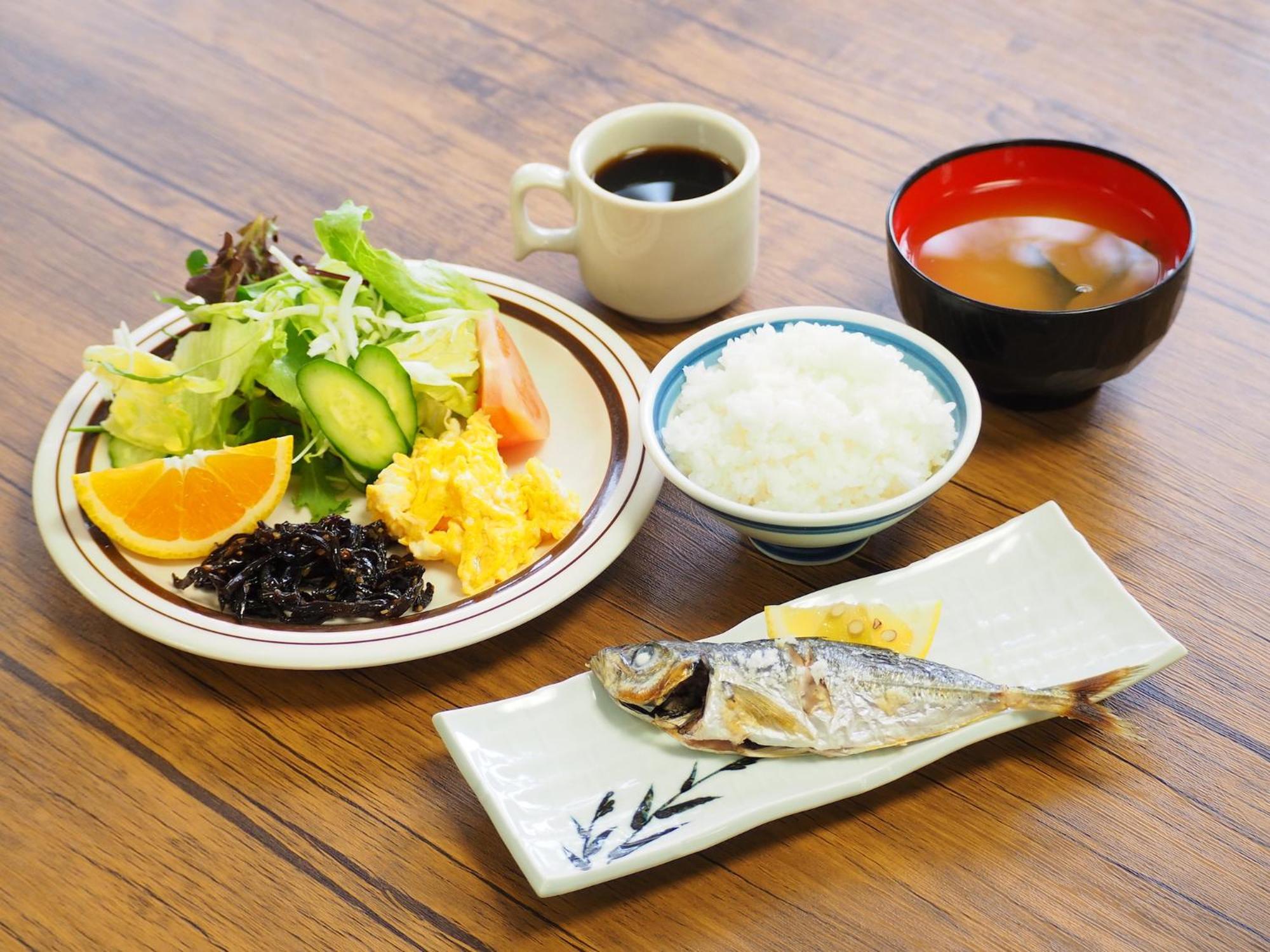Shodoshima Olive Youth Hostel Екстериор снимка