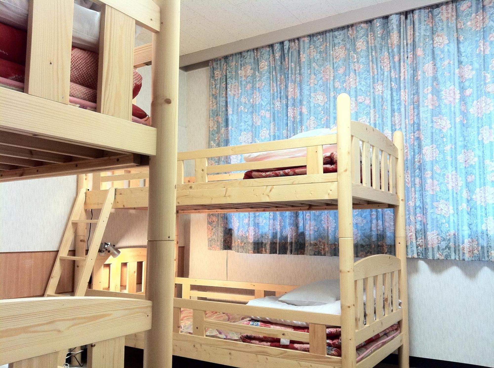 Shodoshima Olive Youth Hostel Стая снимка