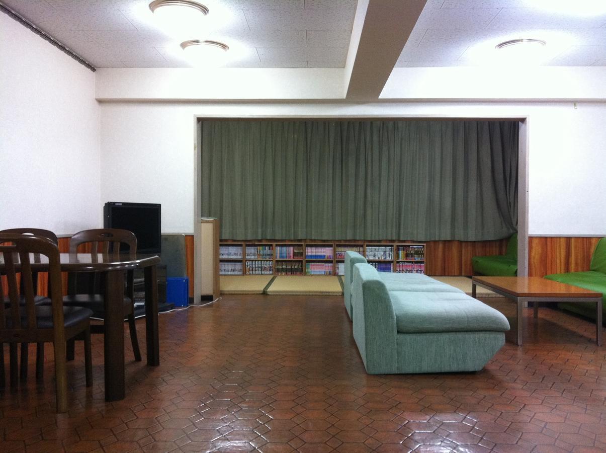 Shodoshima Olive Youth Hostel Екстериор снимка