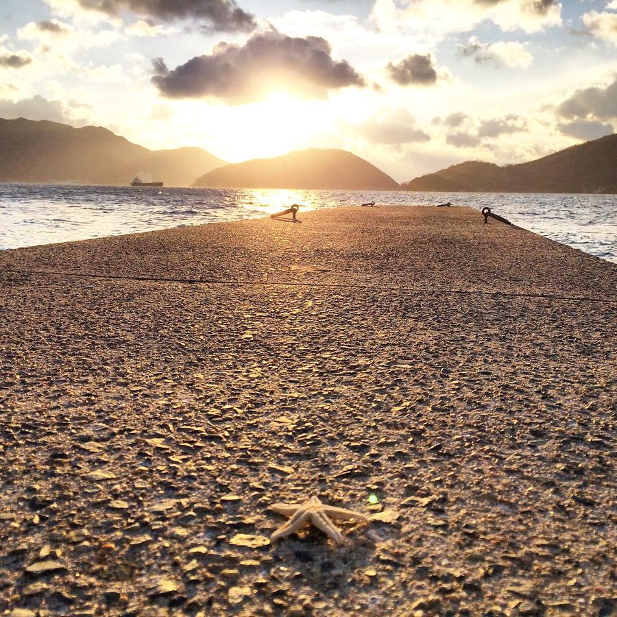 Shodoshima Olive Youth Hostel Екстериор снимка