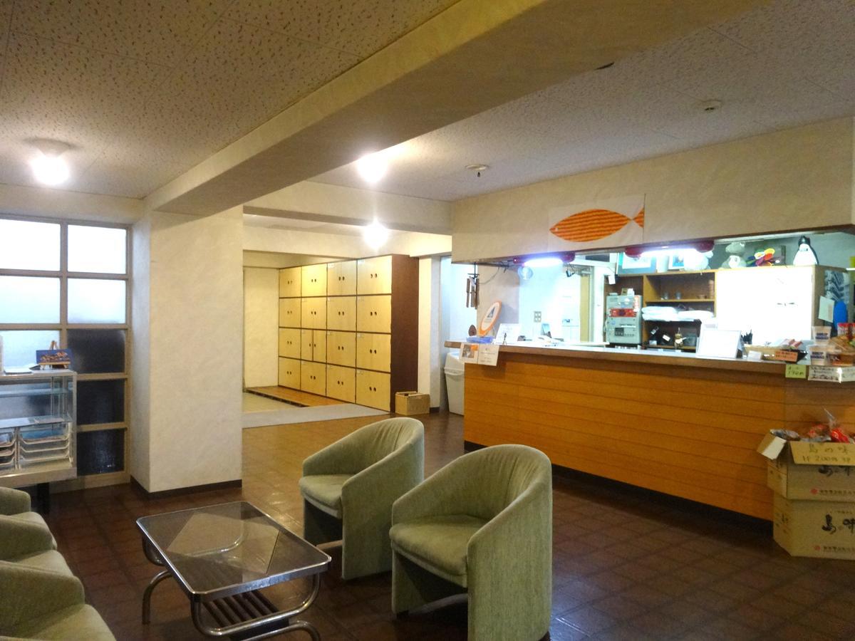 Shodoshima Olive Youth Hostel Екстериор снимка