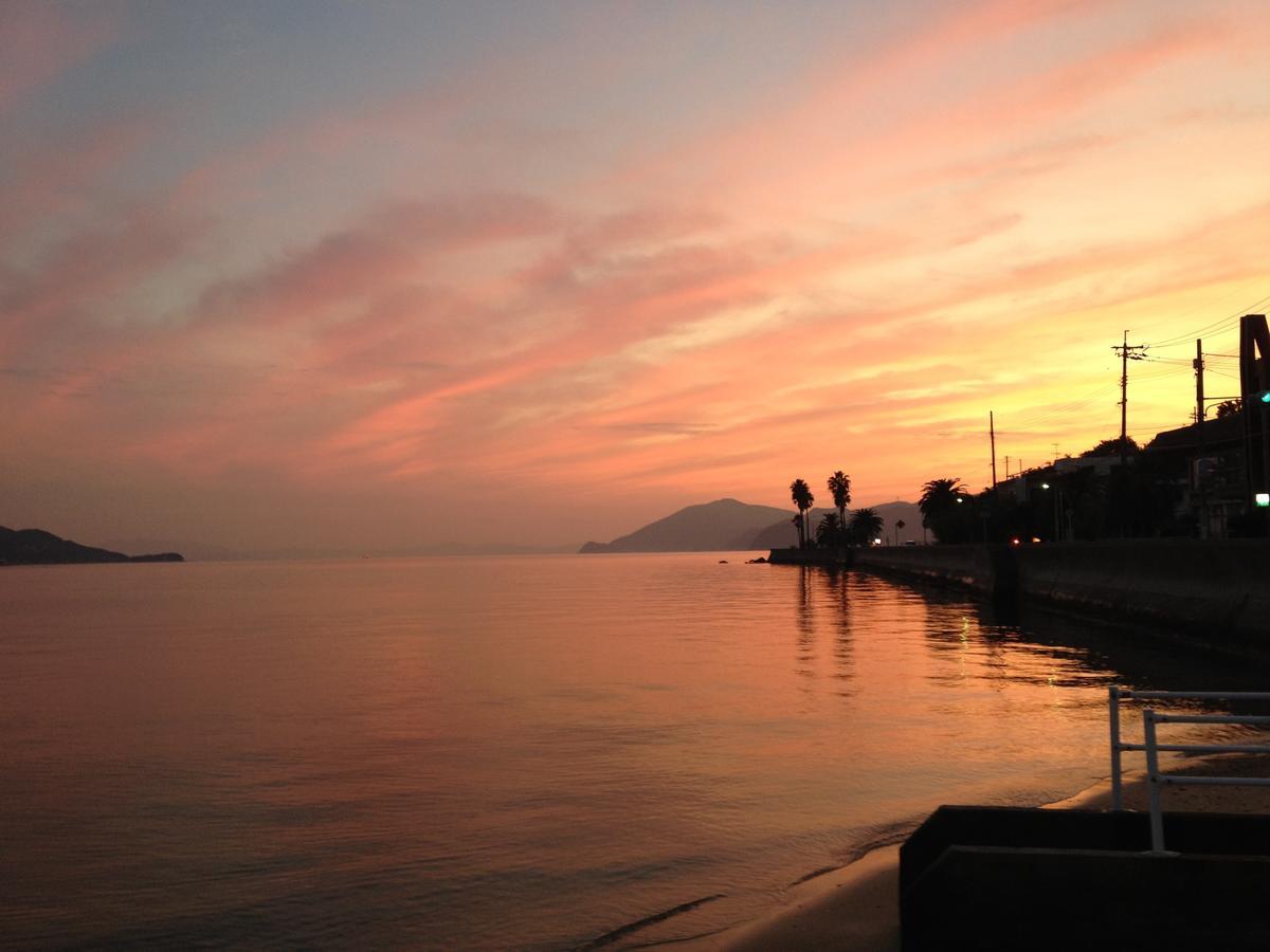 Shodoshima Olive Youth Hostel Екстериор снимка