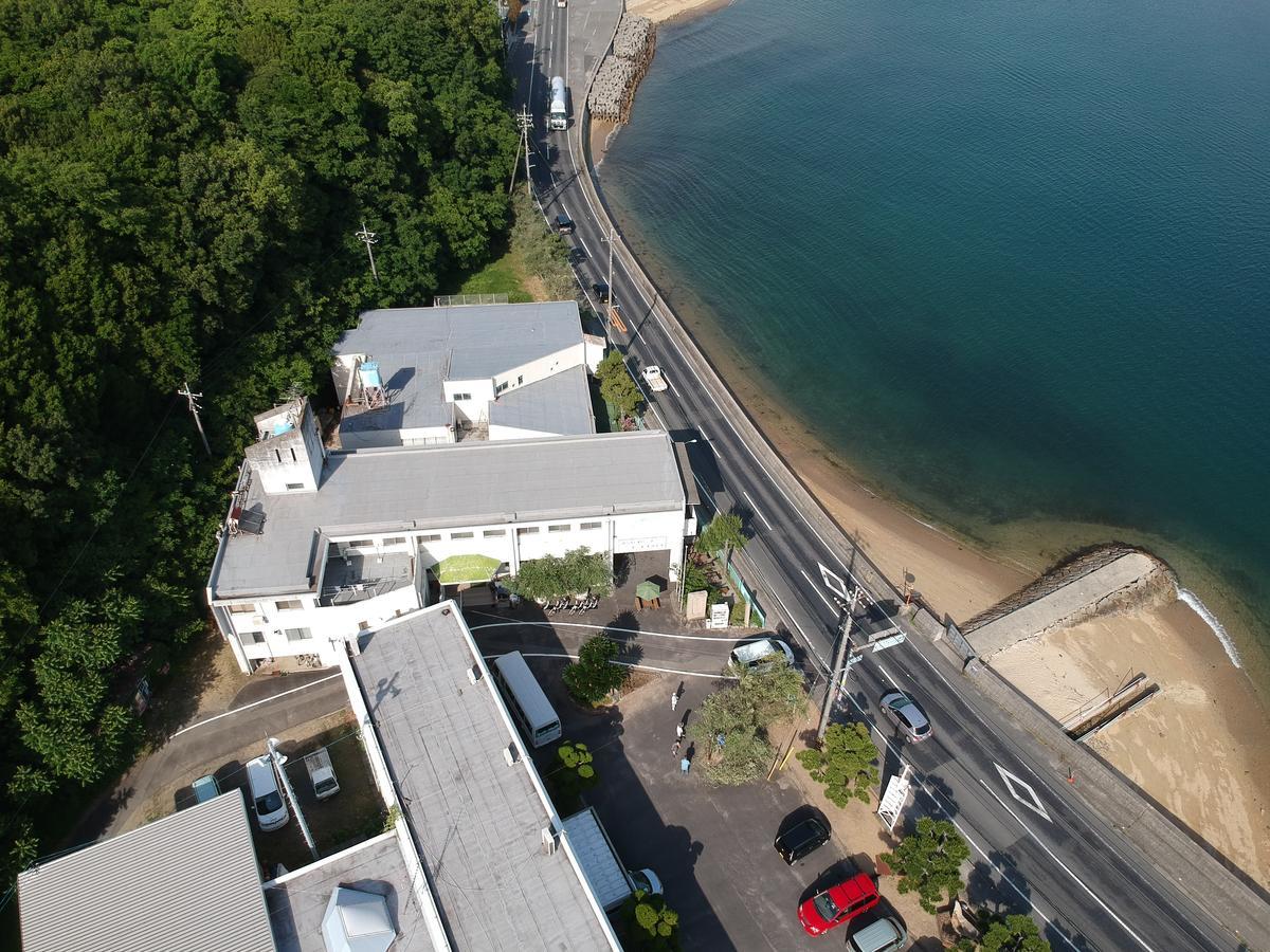 Shodoshima Olive Youth Hostel Екстериор снимка